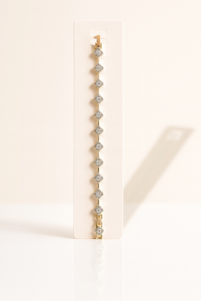 Zarif Pırlanta Kesim Taşlı Altın Rengi İnce Bileklik