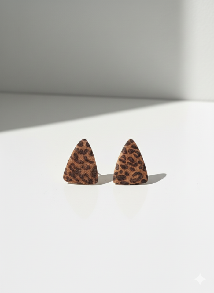 Leopar Desenli Üçgen Küpe