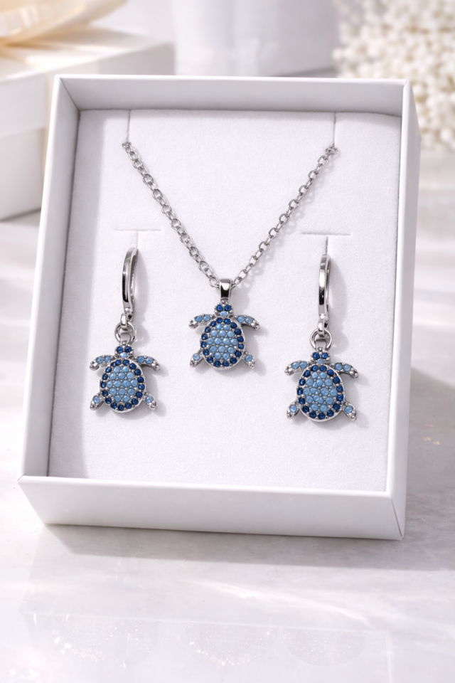 Gümüş Renk Taş Detaylı Kaplumbağa Kolye & Küpe Seti