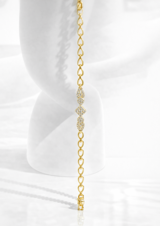 Geometrik Taş Detaylı Altın Renk Zincir Bileklik