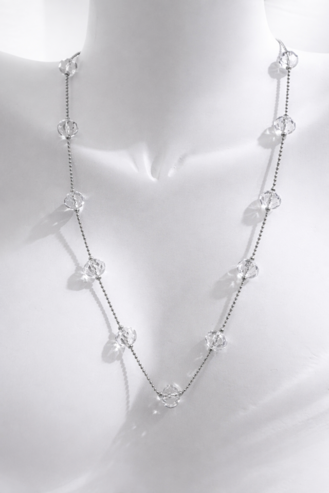 Şeffaf Taş Detaylı İnce Zincir Kolye