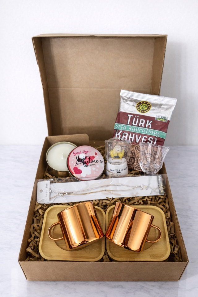 Sevda Temalı Sevgililer Gününe Özel Hediye Kutusu