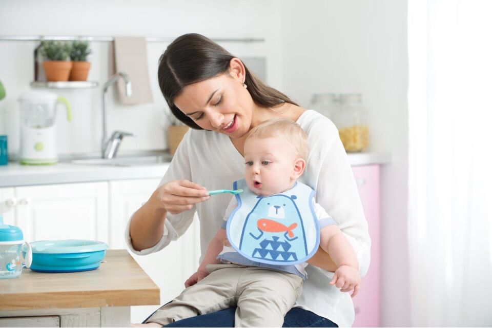 Chicco 4 Parça Beslenme Seti +6 Ay - Erkek